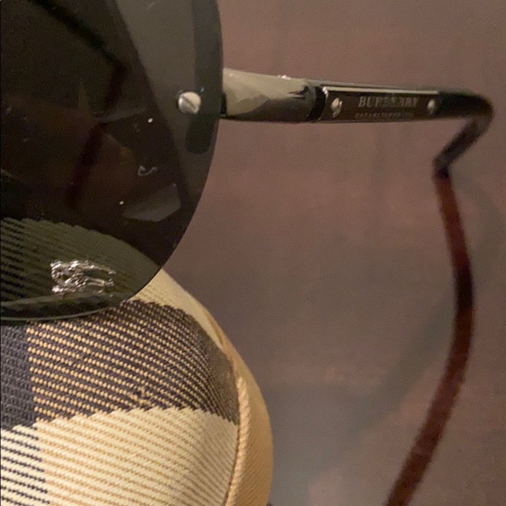 Authentic Burberry Sunglasses - Picture 4 of 5